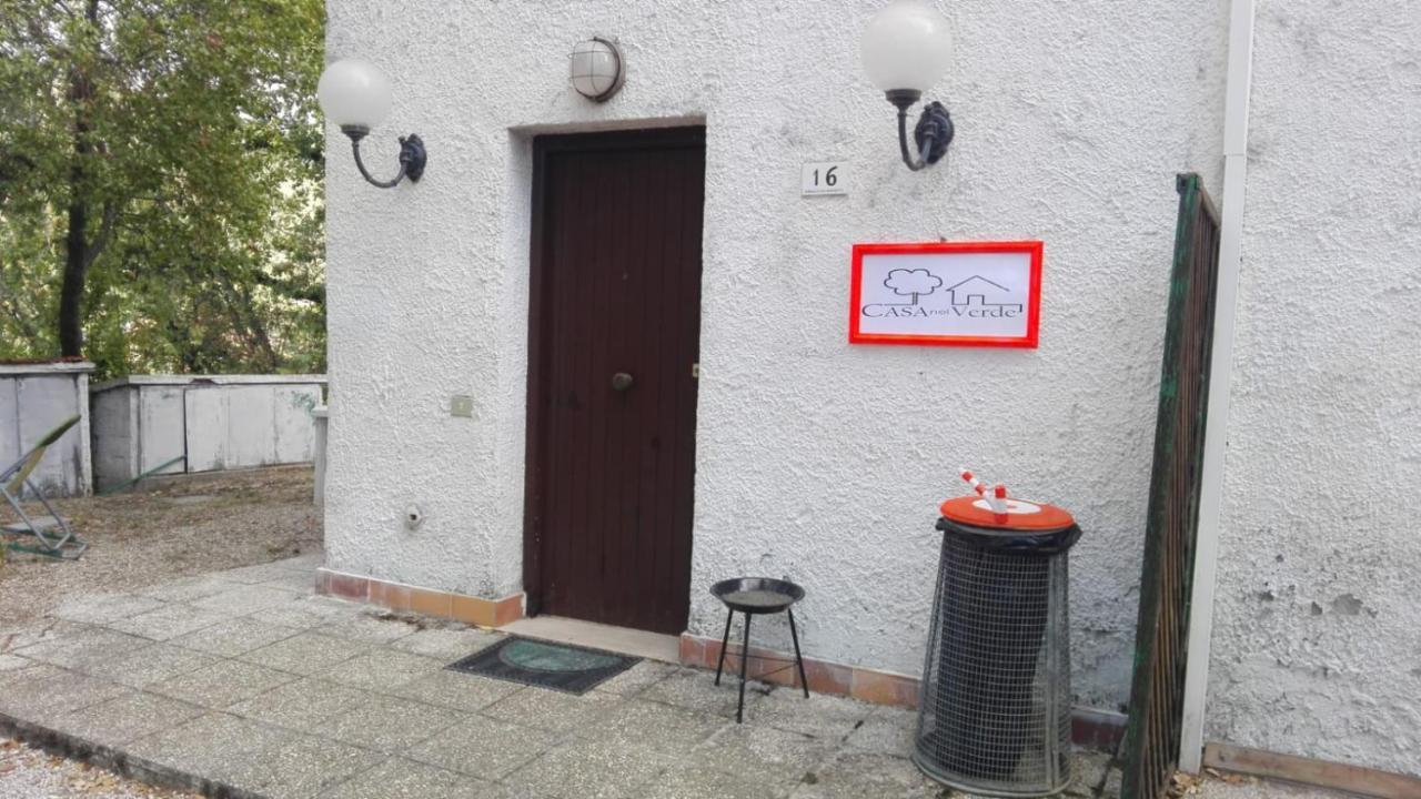 Casa Nel Verde Terni Exteriör bild