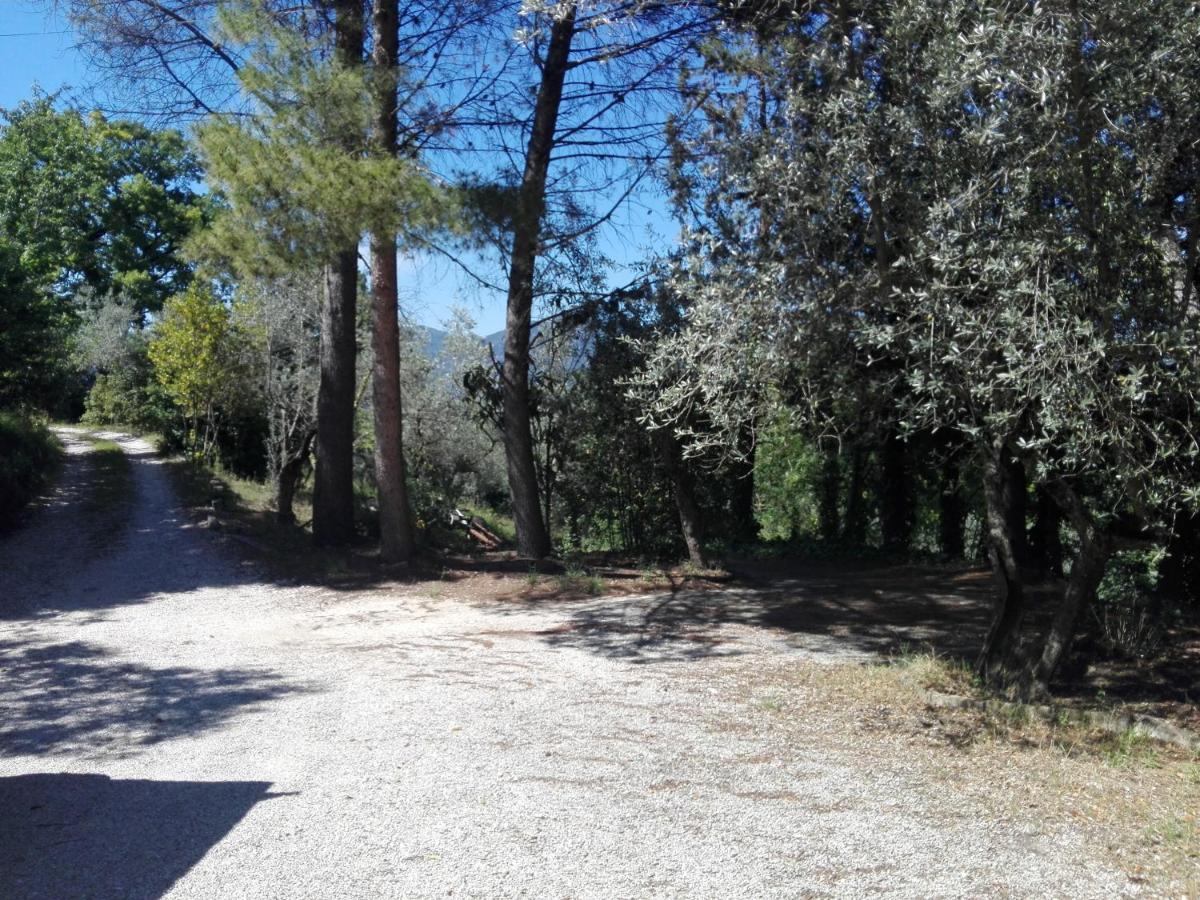Casa Nel Verde Terni Exteriör bild