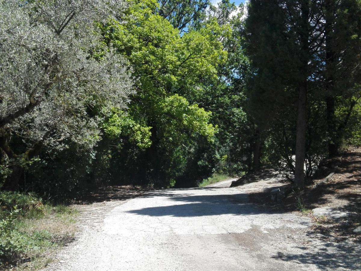 Casa Nel Verde Terni Exteriör bild
